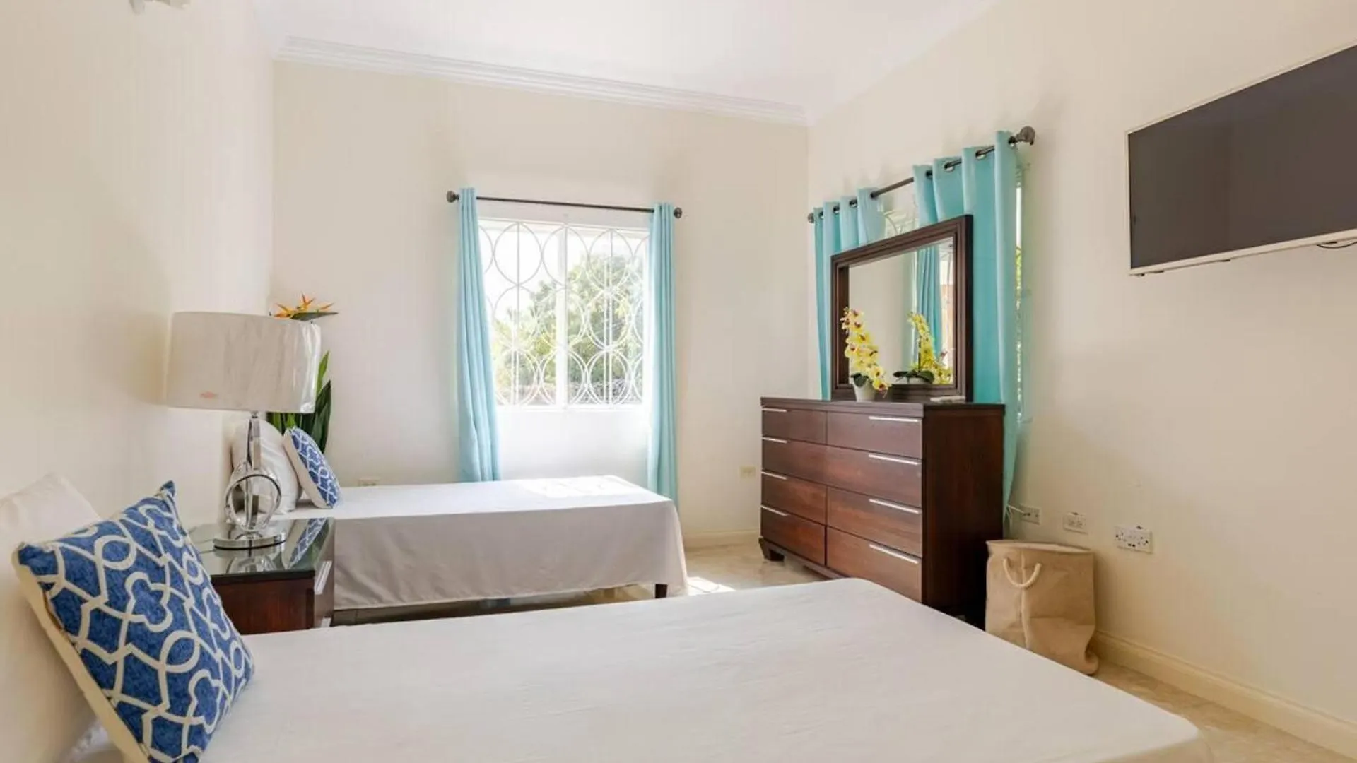 Luxury 2 Bedroom Jamaican Townhouse Ocho Rios 0*,  Jamajka