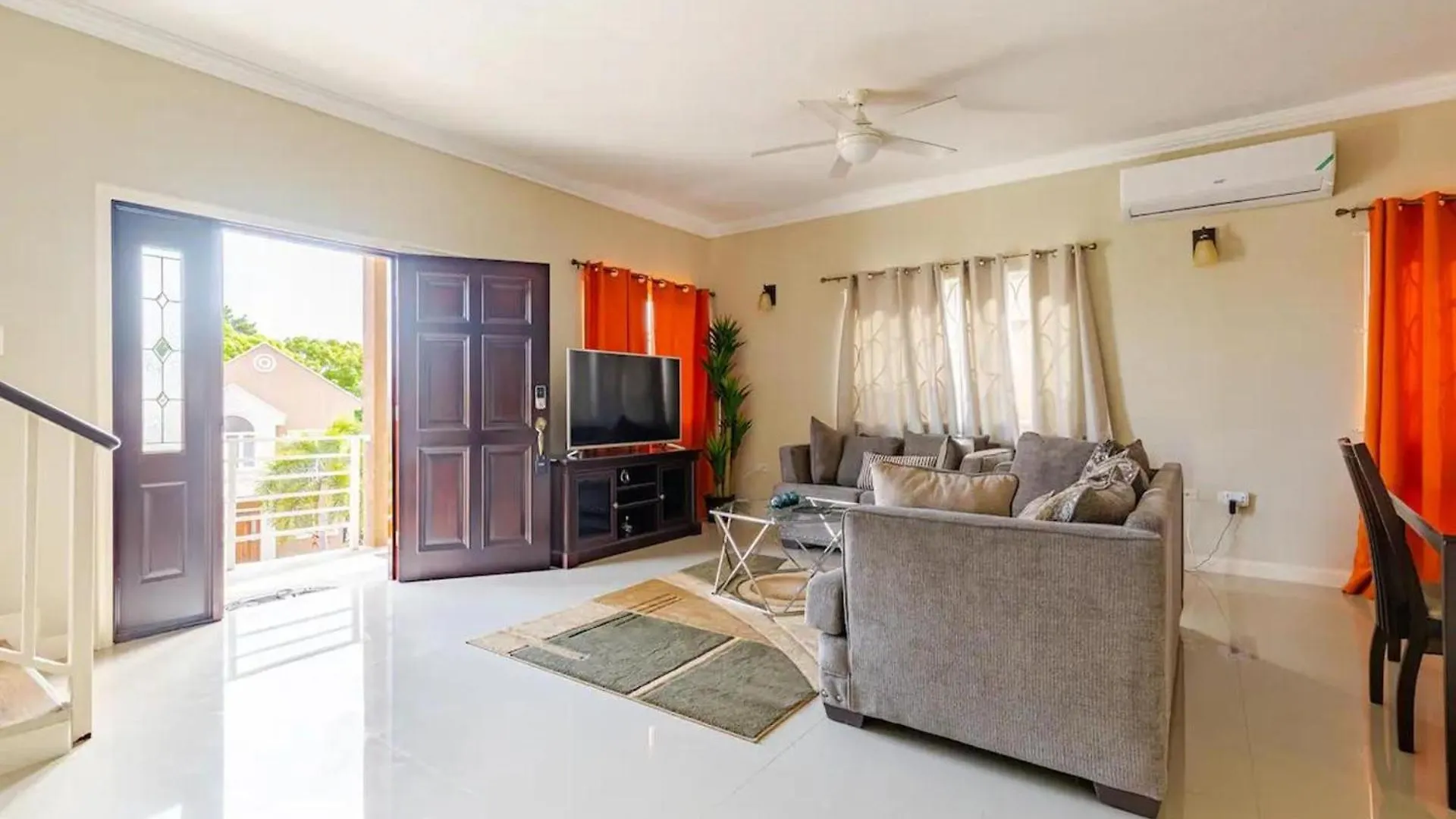 Luxury 2 Bedroom Jamaican Townhouse Ocho Rios Apartment